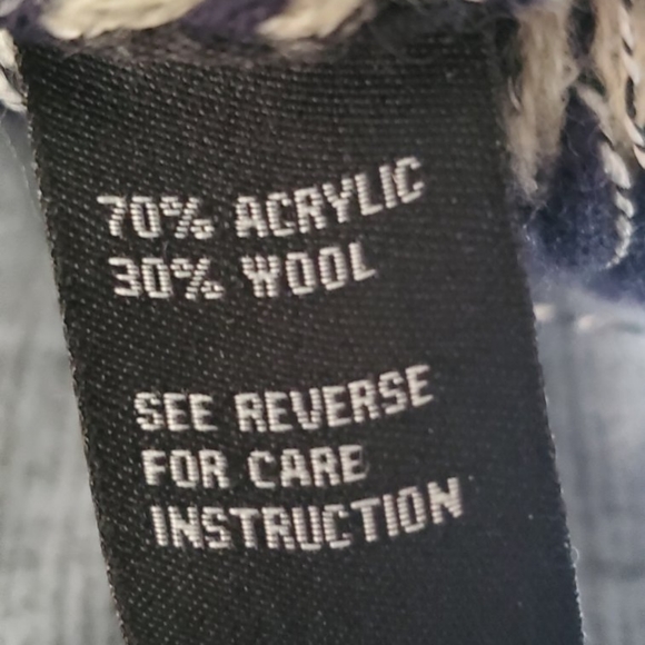 Wool sweater - Picture 4 of 5